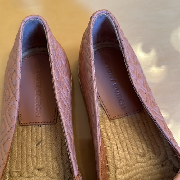 New Tory Burch Espadrille leather pink shoes. Size 8.5 - Picture 2 of 8